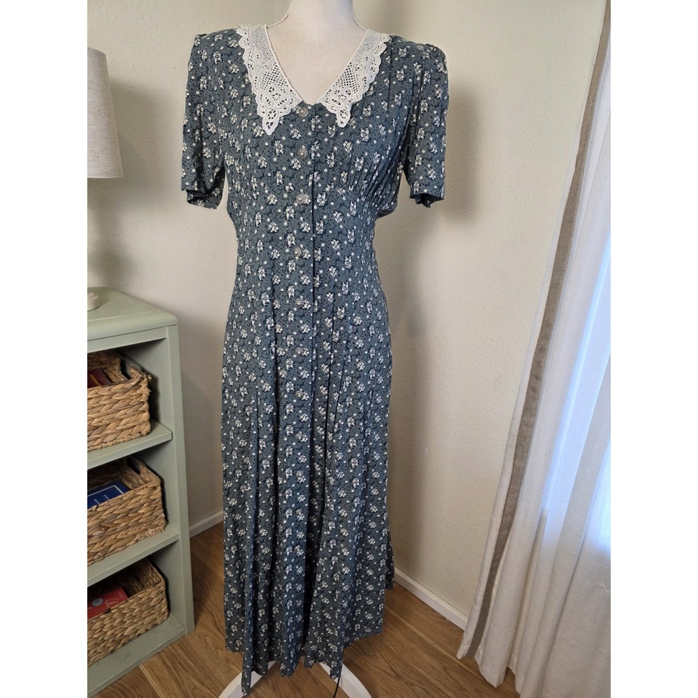 All That Jazz 90s Floral Dress 9/10 Cottage Core Pearl Button Down Green Lace